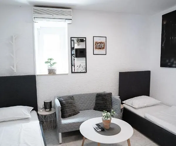 House Gorica * 시베니크